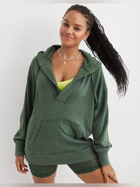 Aerie down to earth Henley sweatshirt in sycamore green